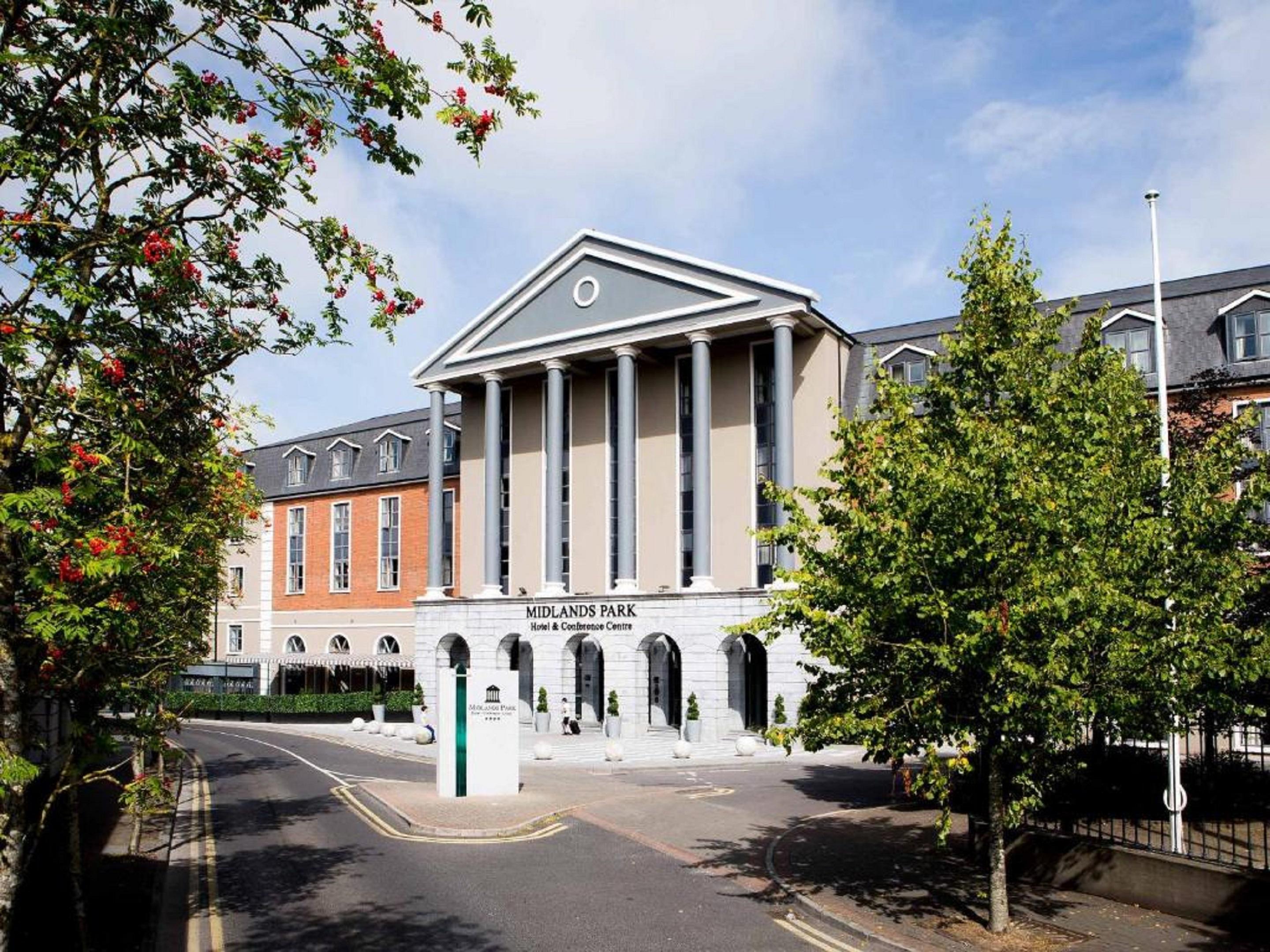 Midlands Park Hotel 4*
